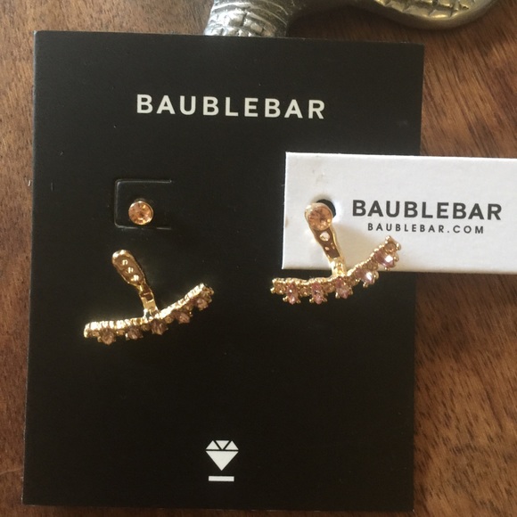 NWT BAUBLEBAR earring. - Picture 2 of 4